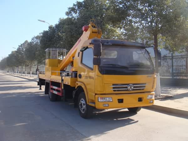东风多利卡20米直臂高空作业车